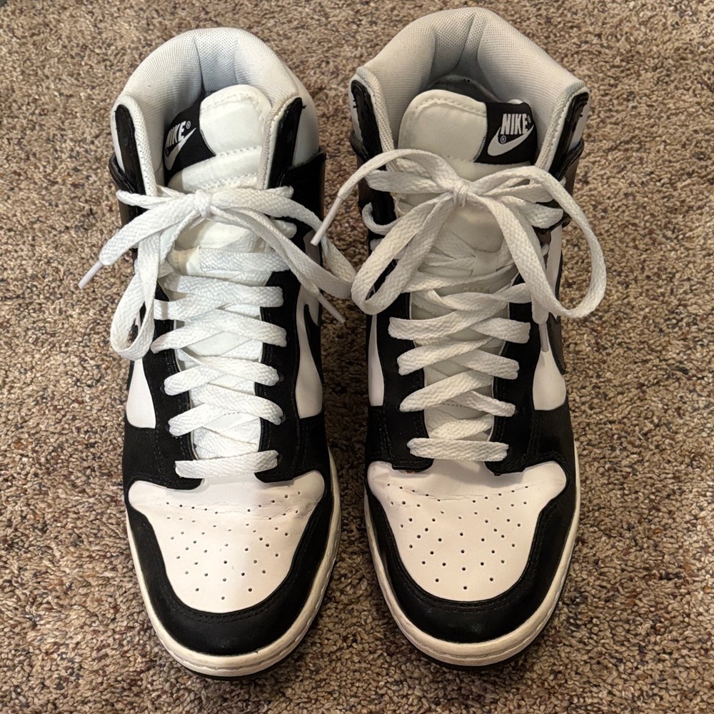 Nike Women’s Dunk Sky Hi - Picture 3 of 3